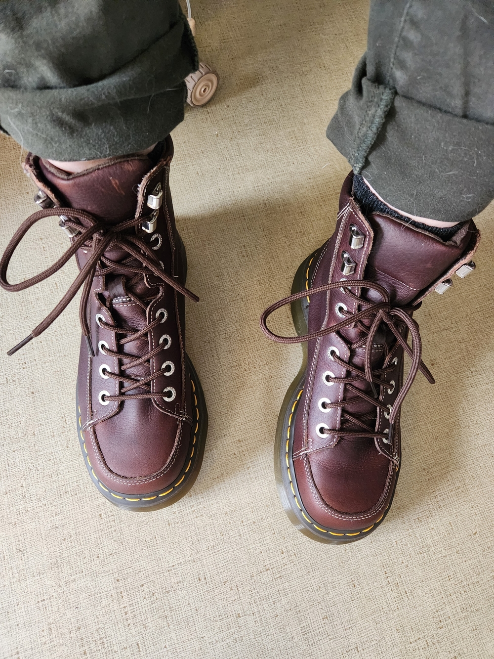 Women's US 8 Platform Dr. Martens Buzz 8I Dark Brown Grizzly - Picture 3 of 5